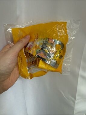 2021 McDonald’s x Tom & Jerry – Jerry’s Undercover Cheese Toy Brand New, Sealed